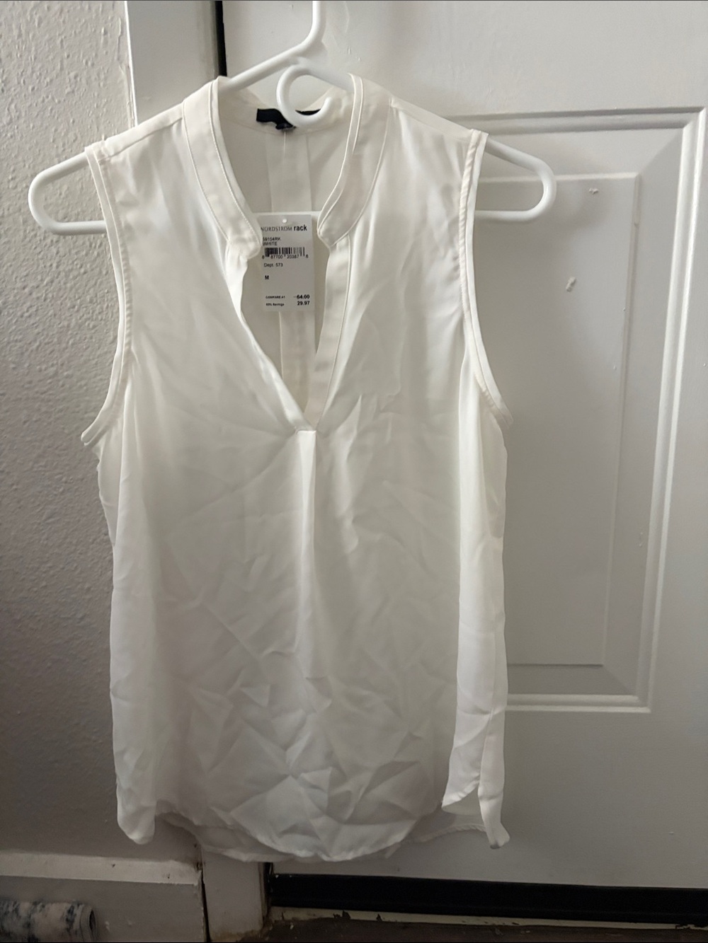 Women’s White V-Neck Sleeveless Shell Camisole